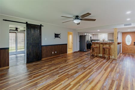 Runaway Bay, TX 76426 Wise County