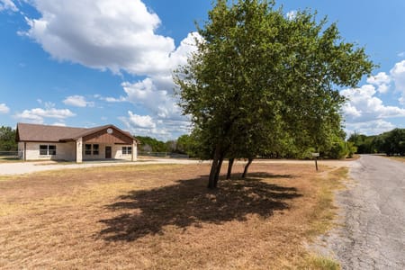 Lampasas, TX 76550 Lampasas County