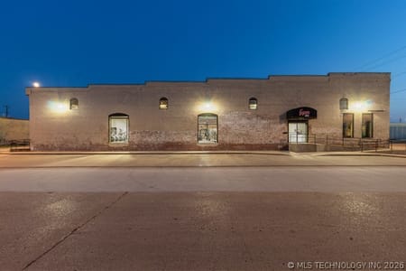 Ada, OK 74820 Pontotoc County