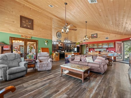 Leakey, TX 78873 Real County