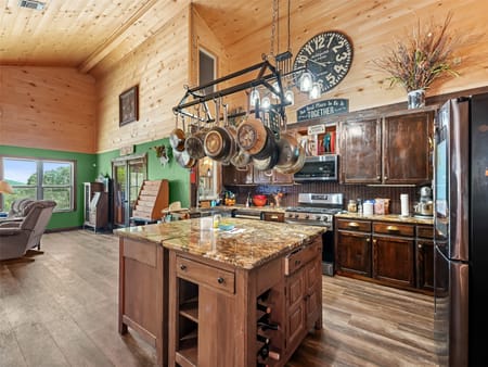 Leakey, TX 78873 Real County