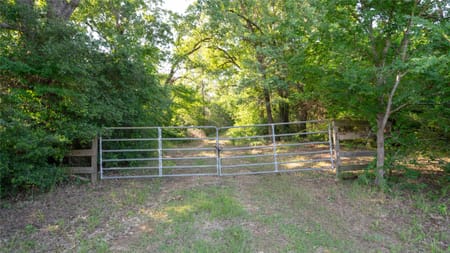 Cameron, TX 76520 Milam County