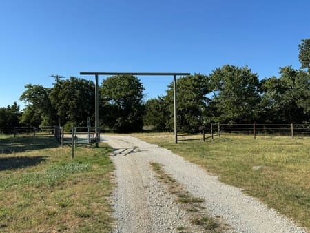 Stratford, OK 74872 Garvin County