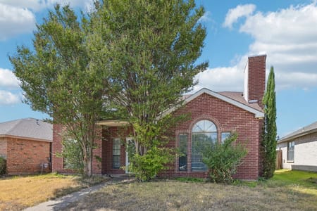 Grand Prairie, TX 75052 Tarrant County