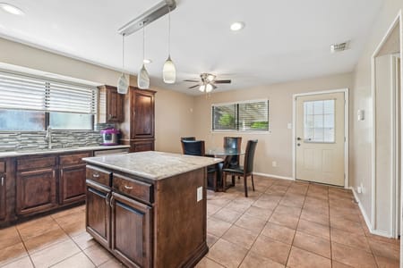 Grand Prairie, TX 75052 Tarrant County