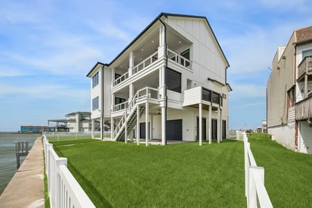 Tiki Island, TX 77554 Galveston County