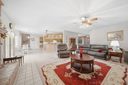 Coweta, OK 74429 Wagoner County