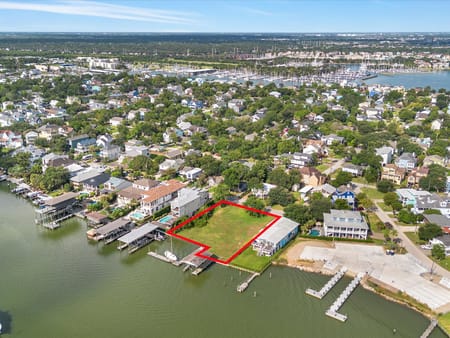Clear Lake Shores, TX 77565 Galveston County