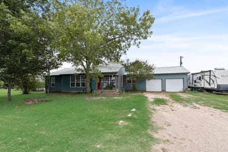 Milford, TX 76670 Hill County