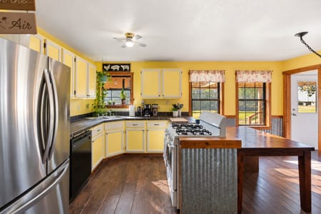 Milano, TX 76556 Milam County