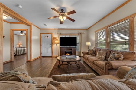 Medina, TX 78055 Bandera County