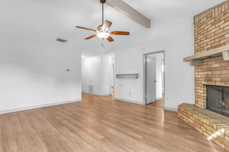 Arlington, TX 76001 Tarrant County