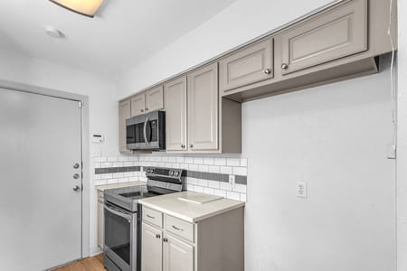 Arlington, TX 76001 Tarrant County
