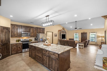 Ben Wheeler, TX 75754 Van Zandt County