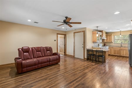 Whitesboro, TX 76273 Grayson County