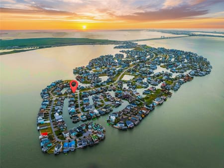 Tiki Island, TX 77554 Galveston County