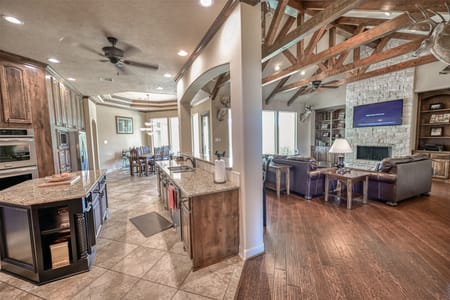 Bellville, TX 77418 Austin County