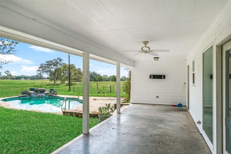 Schulenburg, TX 78956 Lavaca County