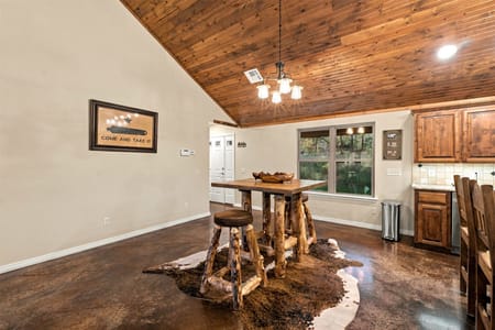 Wyandotte, OK 74370 Ottawa County