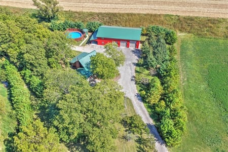 Bethany, IL 61914 Moultrie County