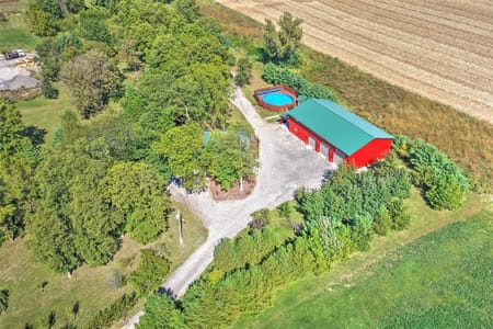 Bethany, IL 61914 Moultrie County