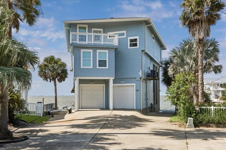 Tiki Island, TX 77554 Galveston County