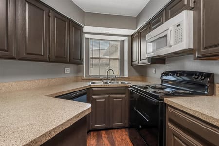 Arlington, TX 76014 Tarrant County