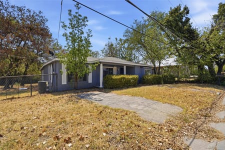 Bowie, TX 76230 Montague County
