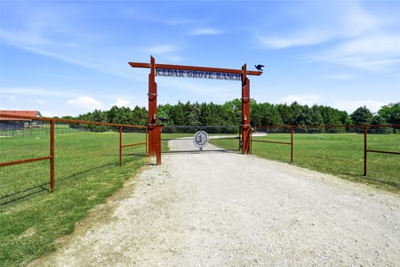 Sadler, TX 76264 Grayson County