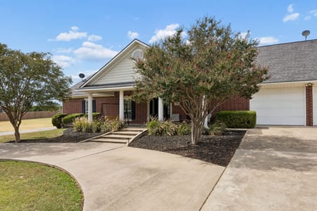 Leonard, TX 75452 Fannin County