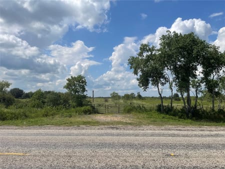 Sealy, TX 77474 Austin County