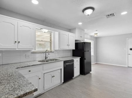Fort Worth, TX 76133 Tarrant County