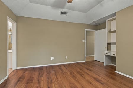 Grapevine, TX 76051 Tarrant County