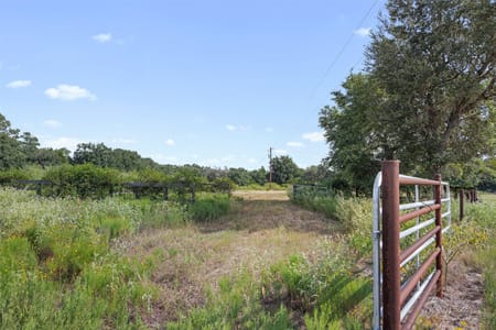 Hallettsville, TX 77964 Colorado County