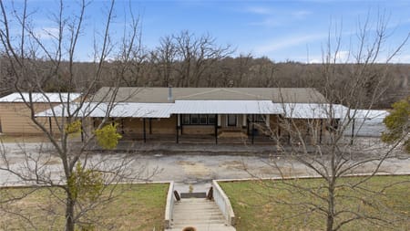 Bowie, TX 76230 Montague County