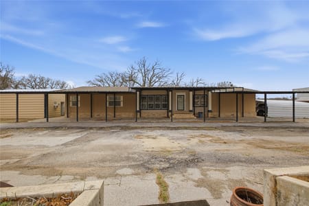 Bowie, TX 76230 Montague County