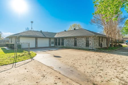 Leonard, TX 75452 Fannin County
