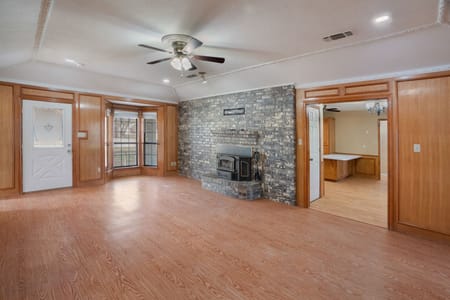 Leonard, TX 75452 Fannin County