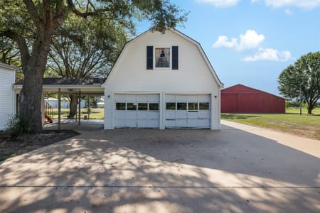 Sealy, TX 77474 Austin County