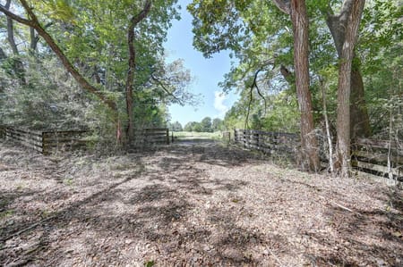 Bellville, TX 77418 Austin County