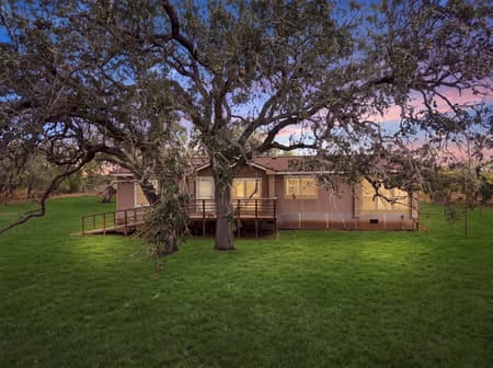 Kenedy, TX 78119 Karnes County