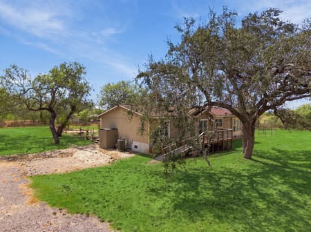 Kenedy, TX 78119 Karnes County