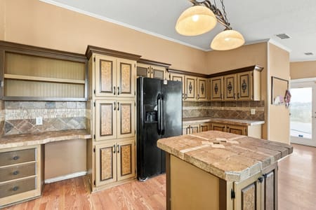 Kenedy, TX 78119 Karnes County