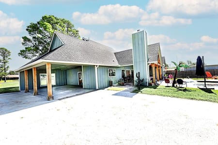 Bowie, TX 76230 Montague County