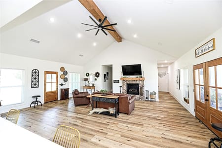 Bowie, TX 76230 Montague County