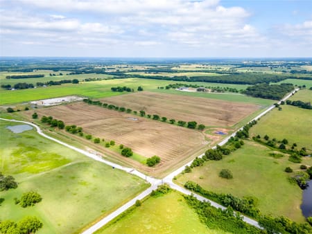 Bowie, TX 76230 Montague County