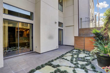 Houston, TX 77098 Harris County