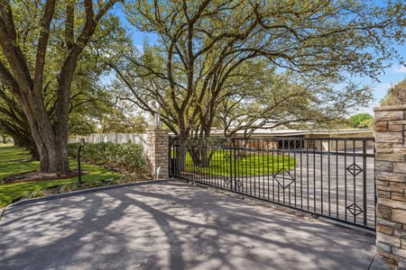 Fort Worth, TX 76116 Tarrant County