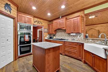 Elkhart, TX 75839 Anderson County