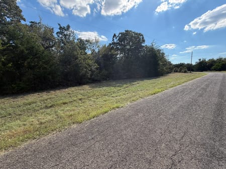 Iola, TX 77861 Grimes County